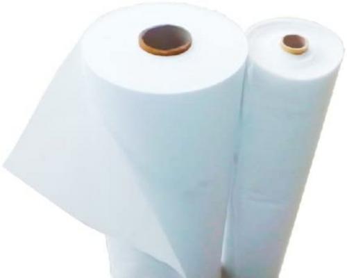 une Housse Bâche Protection Hivernale 48 M²