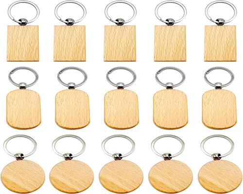 un Ensemble De Porte-Clés En Bois Ksvaye