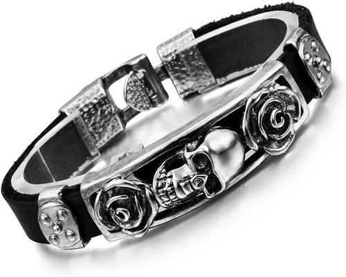 un Bracelet Flongo En Cuir