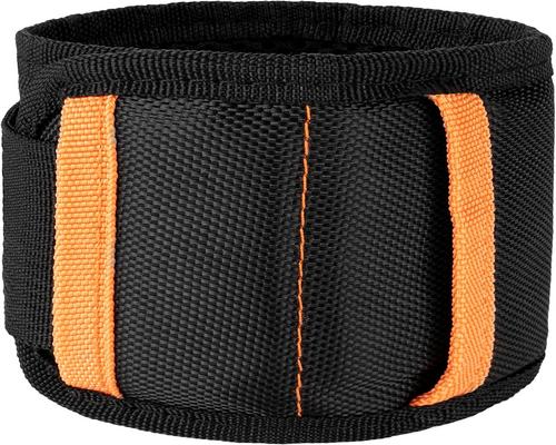 un Bracelet Magnétique Homme Réglable