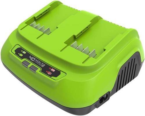 un Chargeur De Batterie Double Fente Greenworks