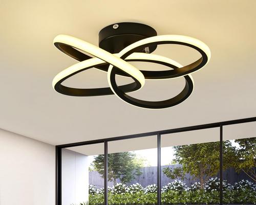 un Plafonnier Led Moderne De 36W