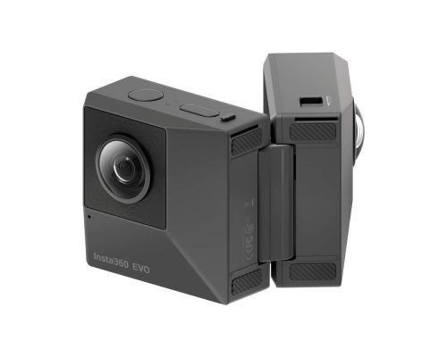 Une Camera Pliante 3D Insta360