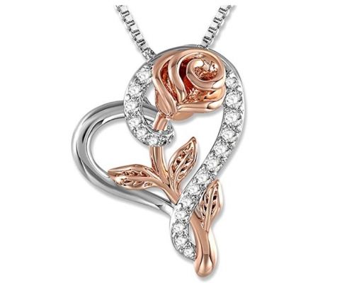 Un Collier Coeur et Rose 
