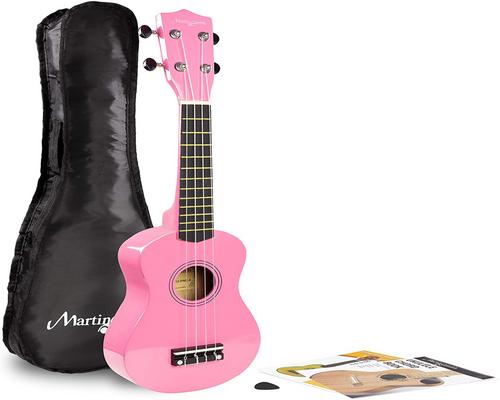 ένα Martin Smith Ukulele με ροζ τσάντα