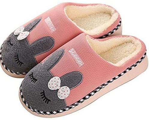 A Pair Of Saguaro Slippers Autumn Winter Slippers Cotton Plush Soft Inner Lining Women Men Home Slippers