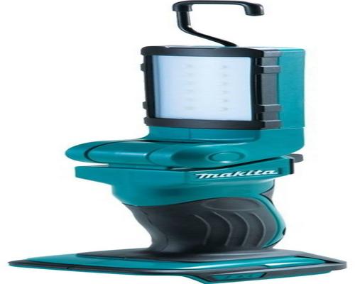 une Lanterne Makita Lampe Deadml801