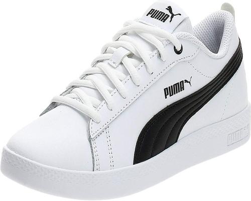 ένα δερμάτινο πάνινα παπούτσια Puma Smash V2