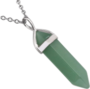 <notranslate>una collana semi preziosa a punta con prisma di cristallo con pendente a punta di pietra esagonale</notranslate>