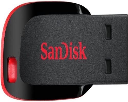 una llave USB Sandisk Cruzer Blade de 64 Gb