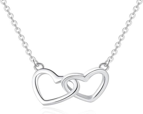 a Personalized Women&#39;s Necklace