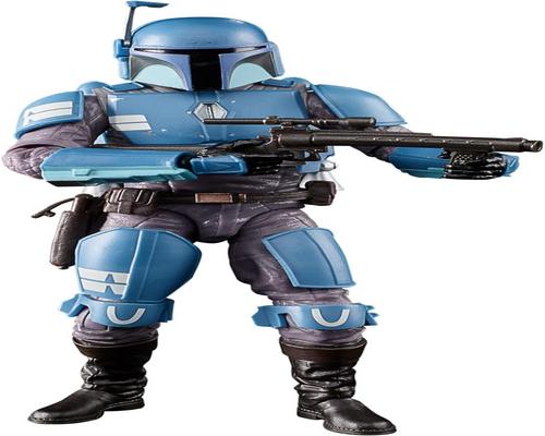 una statuetta Death Watch Mandalorian
