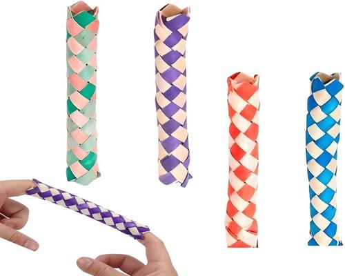 Een set van 4 houten vingervallen