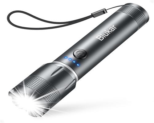 en Blukar genopladelig led lommelygte