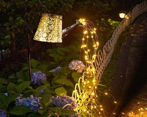 een Lifemet Solar Light-slinger
