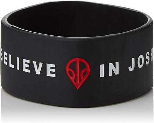 un Bracelet Twenty One Pilots Merchcode