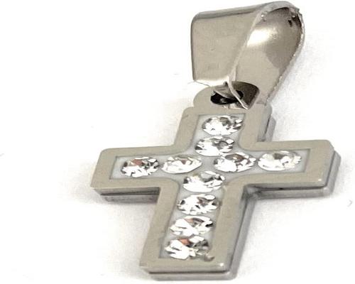 a Moda Mavilla Cross Pendant